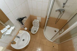 Гостиница Сампо Лосево Стандарт Трехместный номер-7